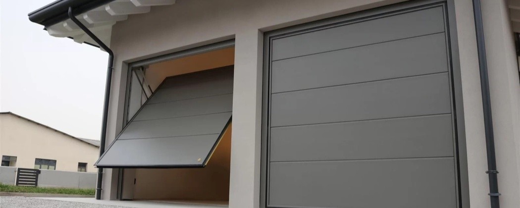 Porte Basculanti Garage: Motorizzate, Coibentate, Sicure | Trade World